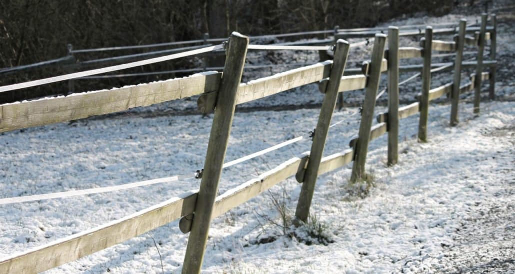 Has Your Fence Lost Its Footing? – Building Good Fence Footings
